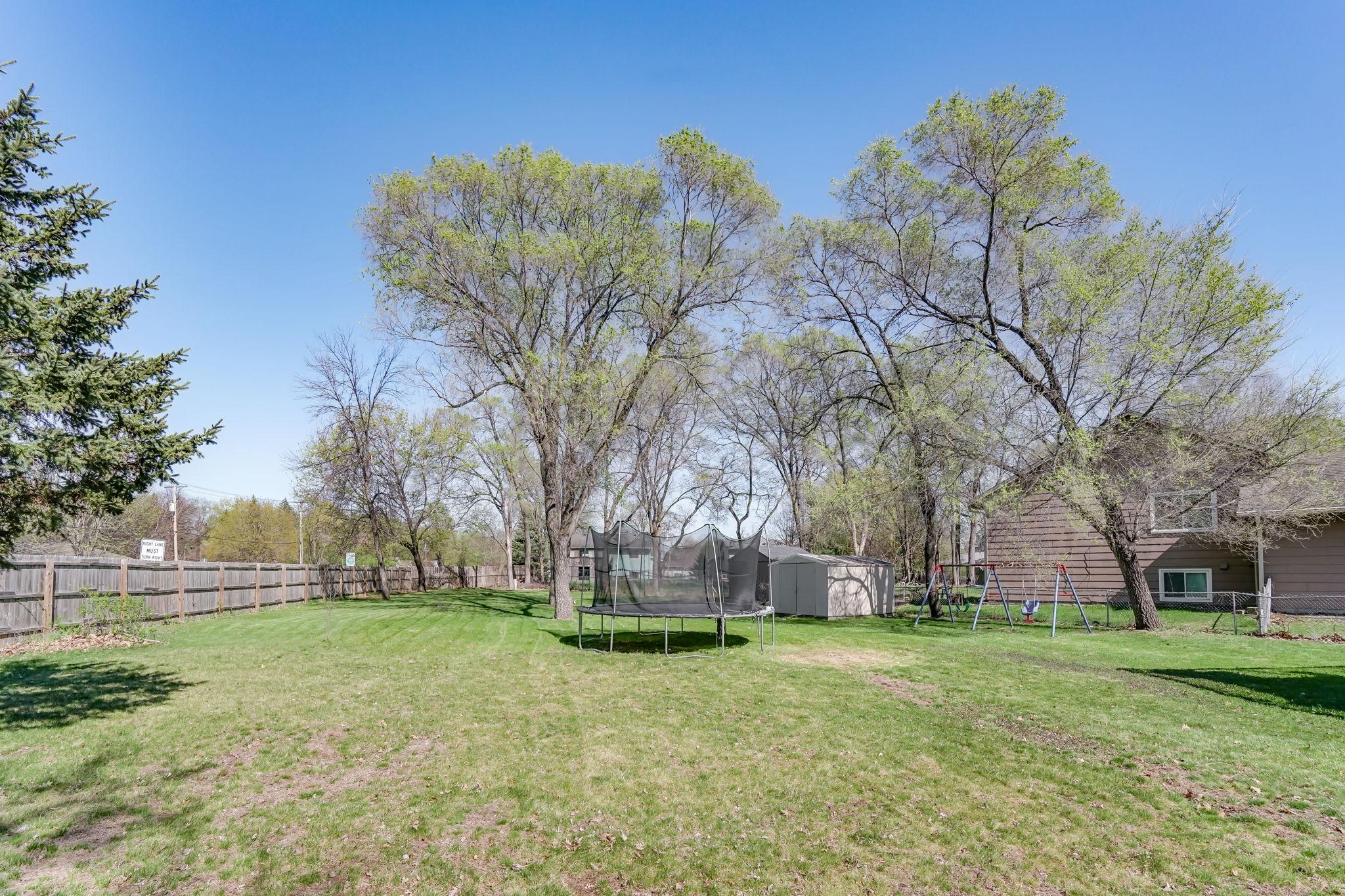 7637 Fairfield Road Brooklyn Park, MN 55444 - Photo 31 of 36