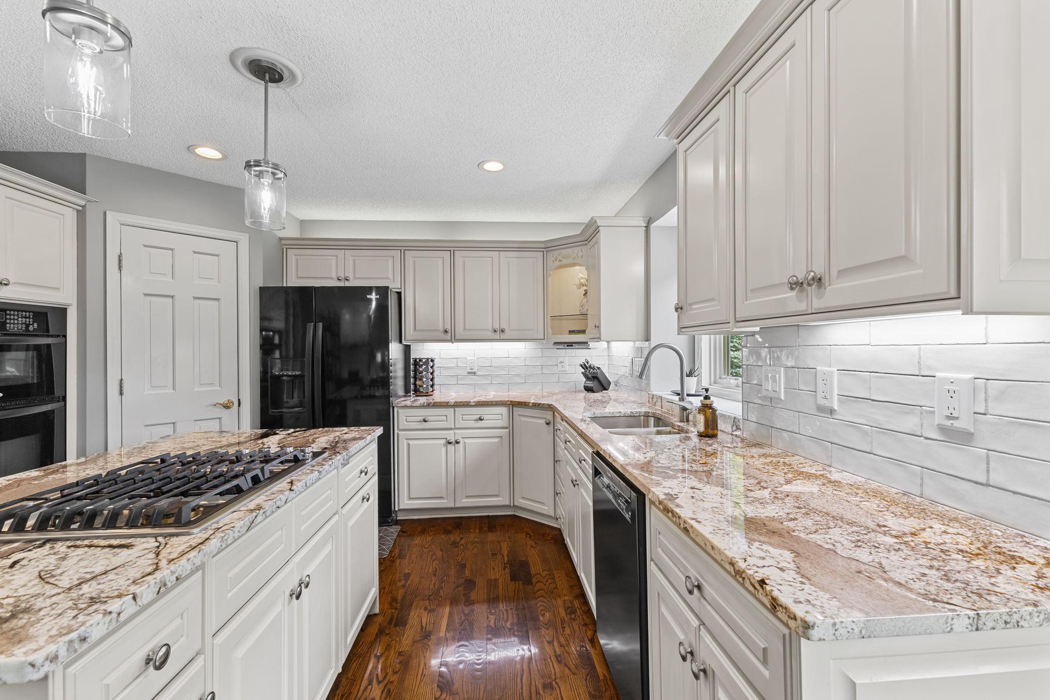 8048 Ranchview Lane North Maple Grove, MN 55311 - Photo 13 of 58
