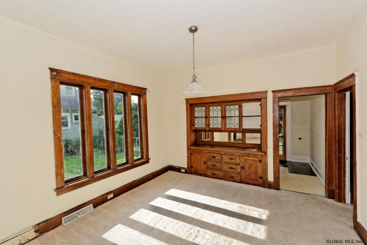 5 Clifford Road Menands, NY 12204 - Photo 7 of 23 Photo 7