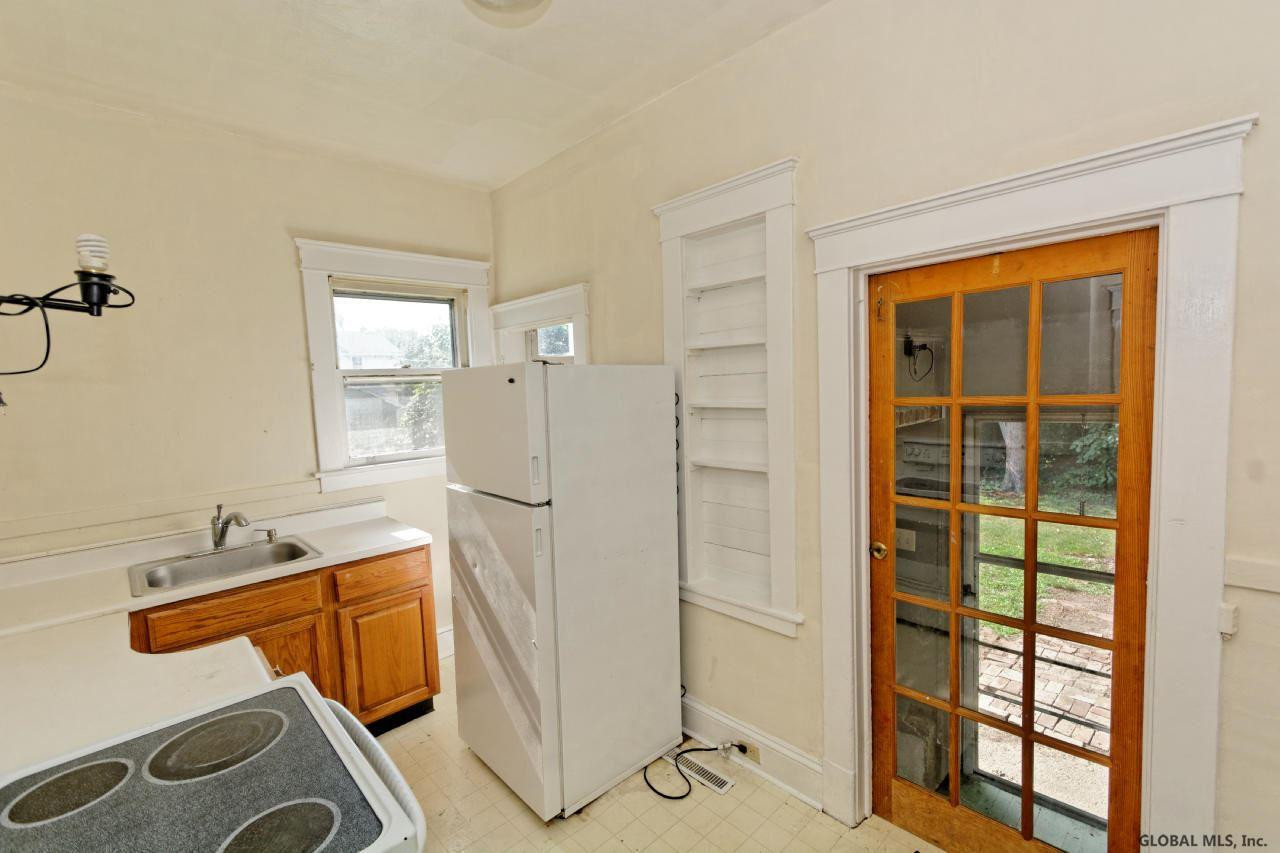 5 Clifford Road Menands, NY 12204 - Photo 10 of 23 Photo 10