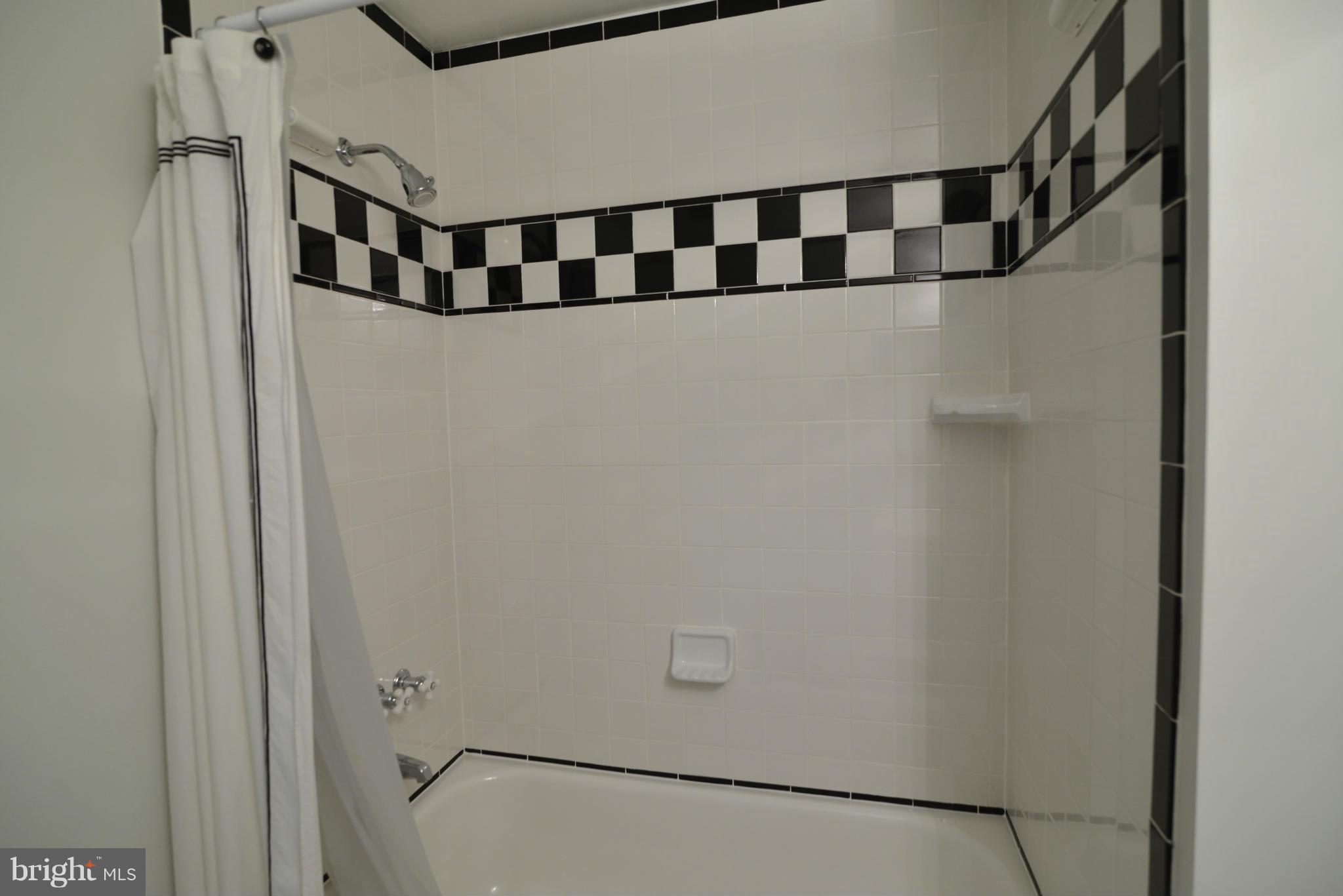 7435 Timberock Road Falls Church, VA 22043 - Photo 20 of 28 Super fun retro-styled hall bath