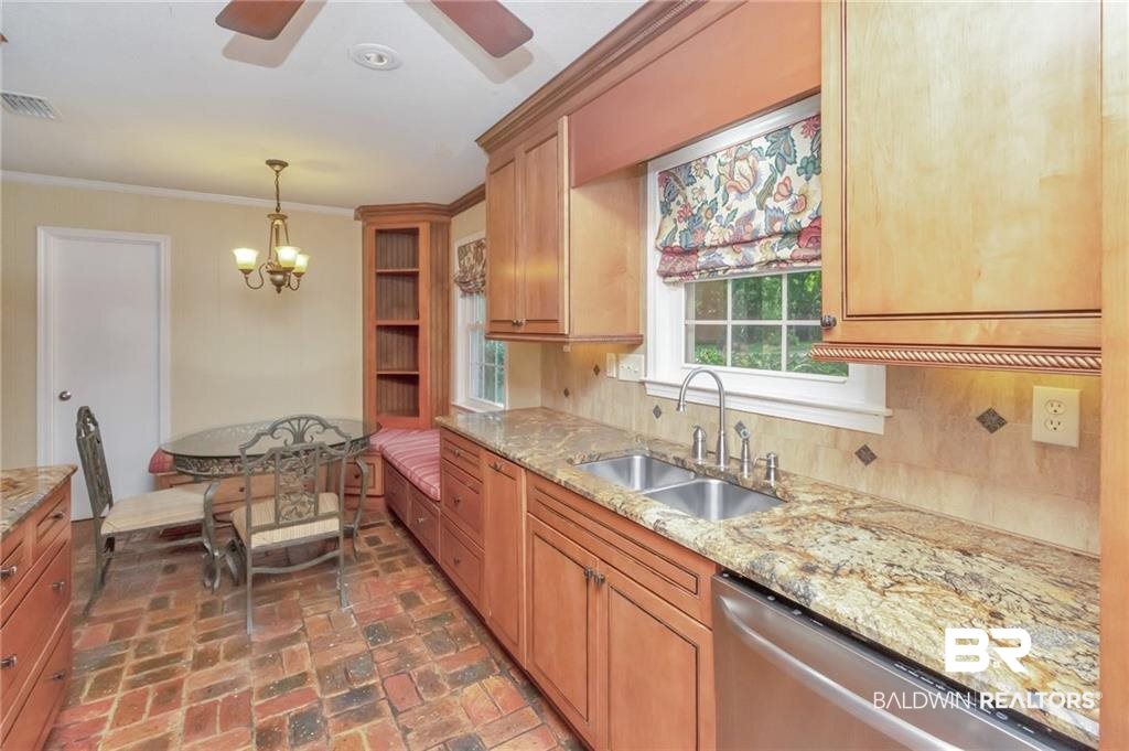 401 Hounds Run East Mobile, AL 36608 - Photo 7 of 42 Gallery Image 7