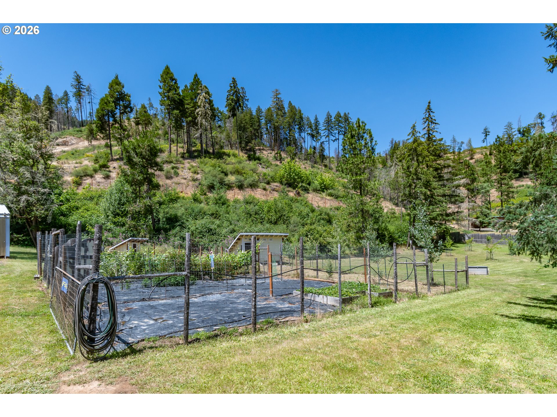 5833 Hubbard Creek Road Umpqua, OR 97486 - Photo 38 of 48 Garden
