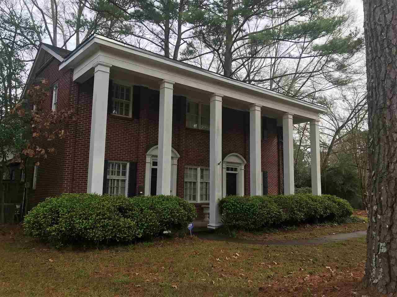 1076 Avondale Street Jackson, MS 39216 - Photo 1 of 26 Photo 1