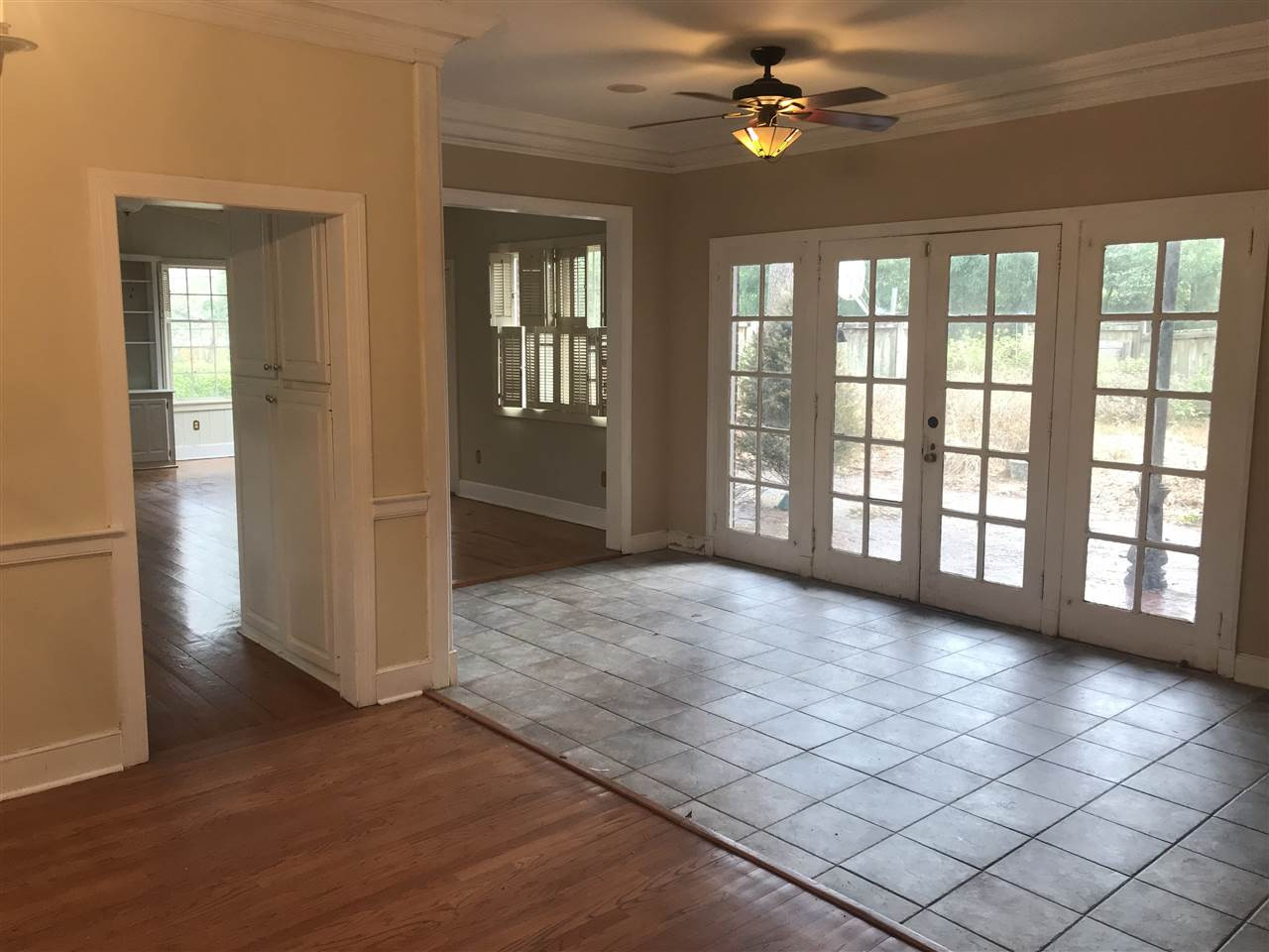 1076 Avondale Street Jackson, MS 39216 - Photo 17 of 26 Photo 18