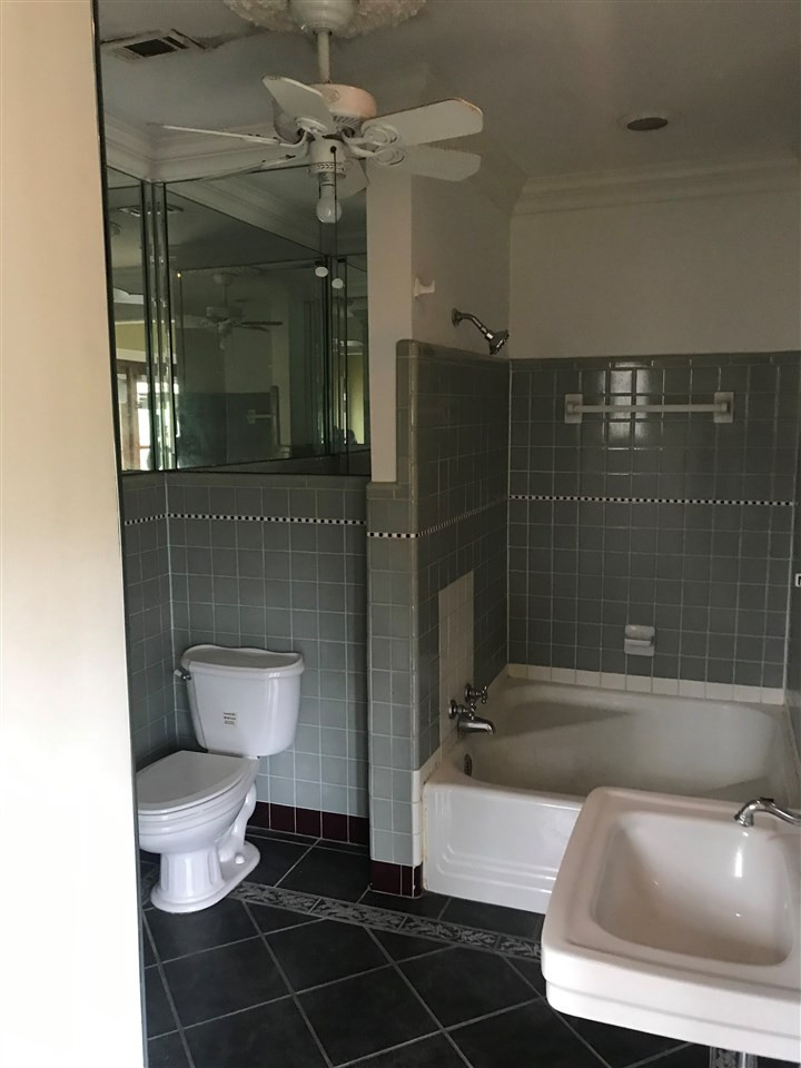 1076 Avondale Street Jackson, MS 39216 - Photo 24 of 26 Photo 25