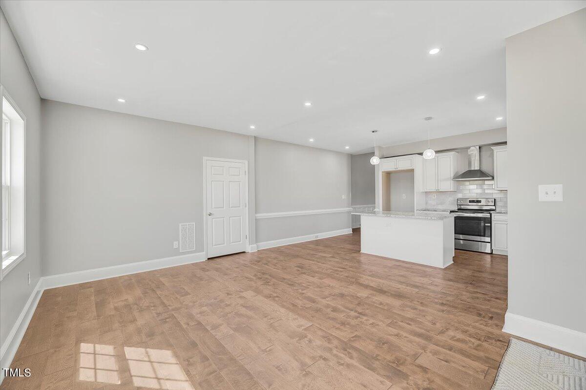 1351 Tarheel Road Benson, NC 27504 - Photo 8 of 42 10-P1178750