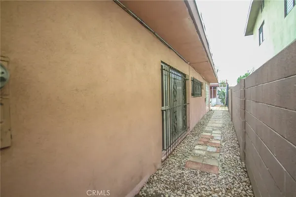 $988,000 | 3241 Santa Ana Street, Huntington Park, CA 90255