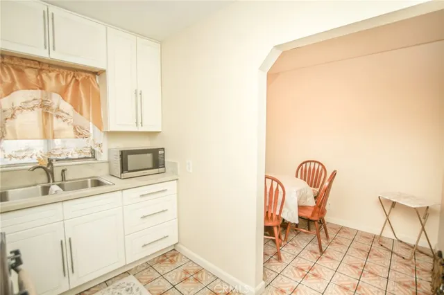 $1,099,000 | 3241 Santa Ana Street, Huntington Park, CA 90255