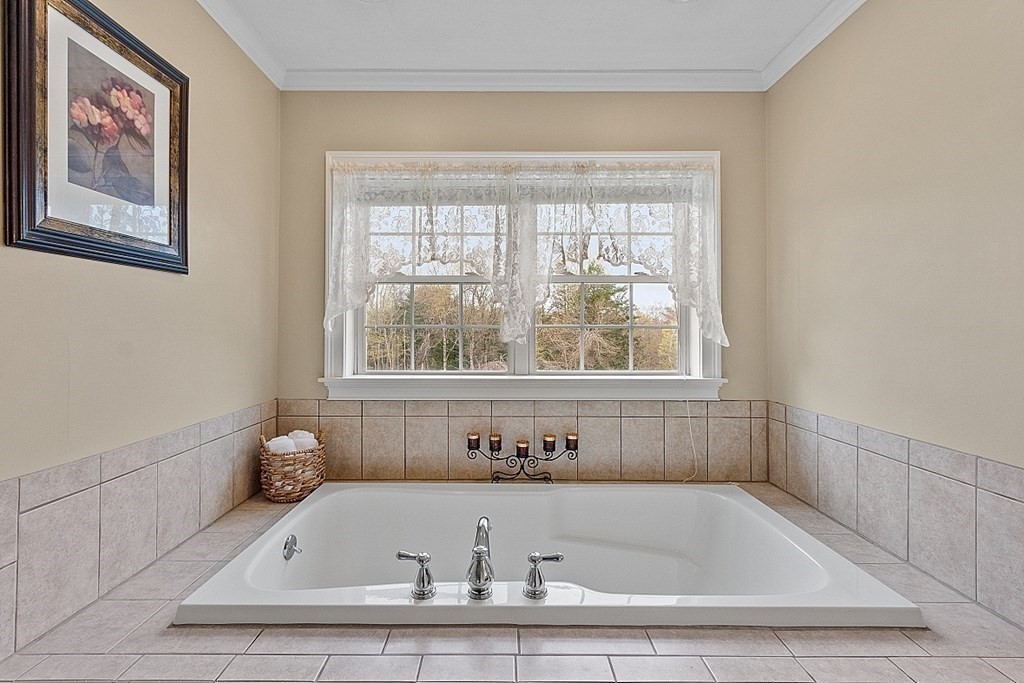 64 Walnut Street Rutland, MA 01543 - Photo 29 of 40 a bathroom with a bathtub