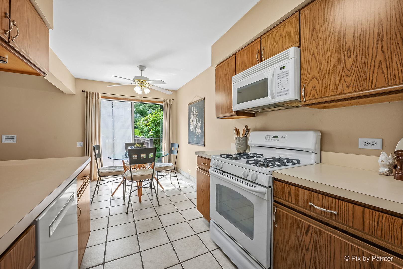2102 Muirfield Circle Elgin, IL 60123 - Photo 13 of 34