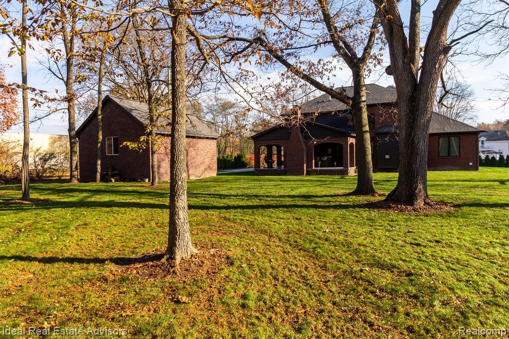 52679 Shelby Road Utica, MI 48316 - Photo 49 of 64 Gallery Image 49