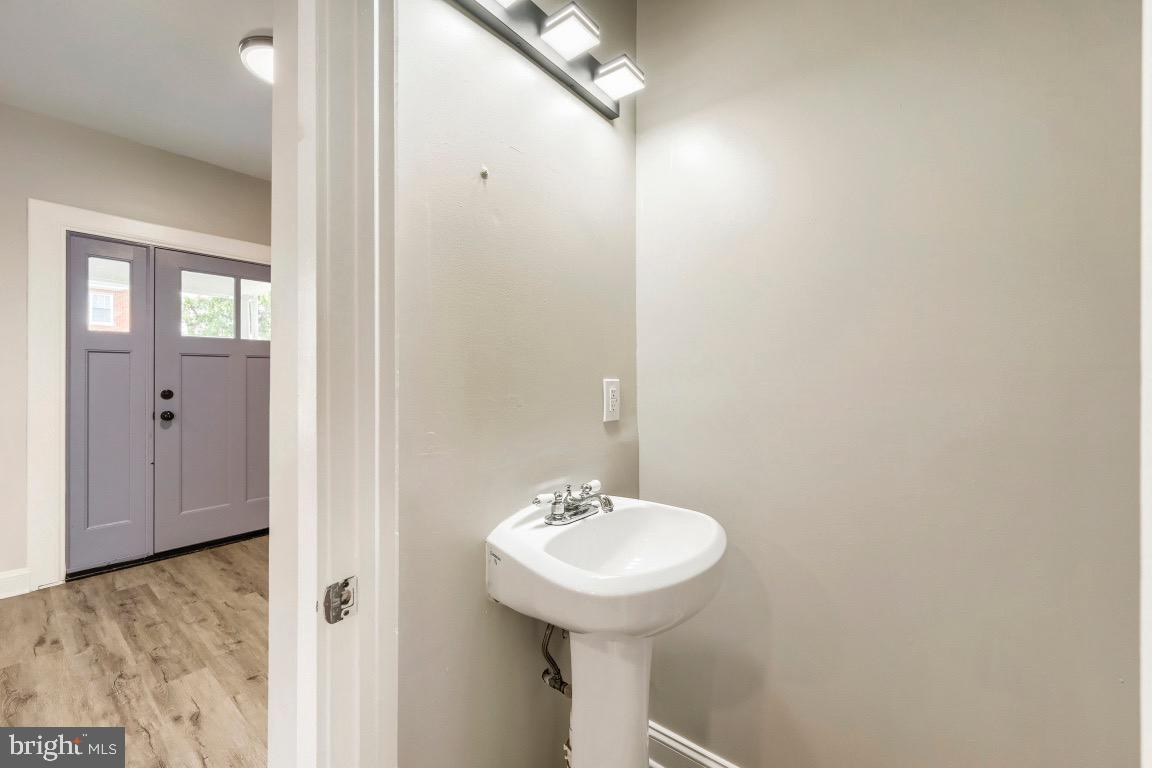 4812 Reisterstown Road Baltimore, MD 21215 - Photo 8 of 17