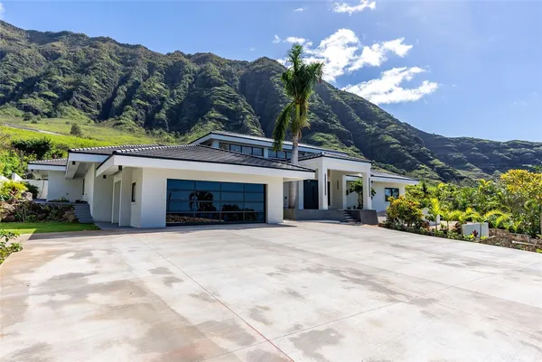 $2,795,000 | 84-945 Alahele Street, Waianae, HI 96792