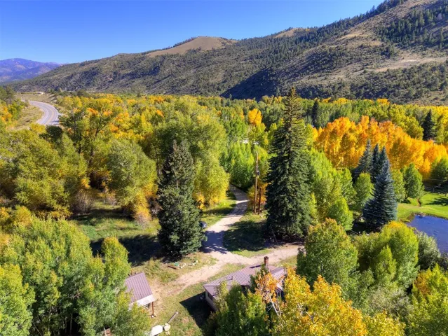 a view of a top of a building