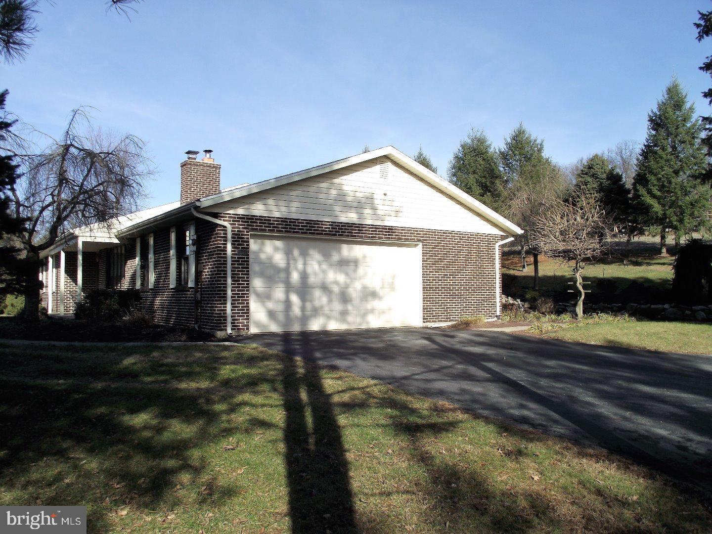 8 Mohn Road Kutztown, PA 19530 - Photo 3 of 25 Gallery Image 3