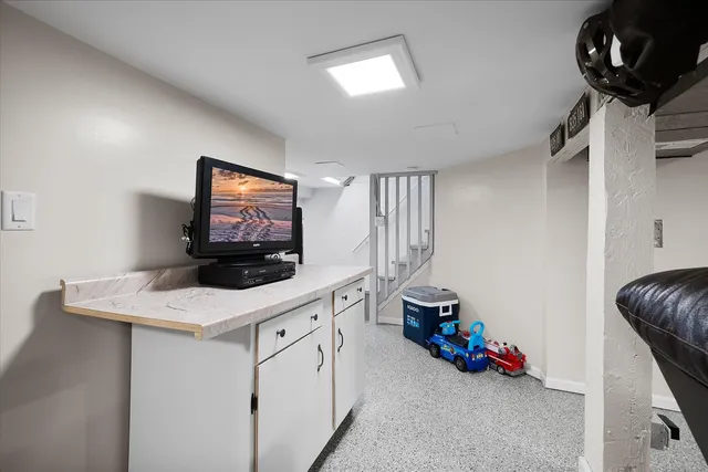 $317,000 | 804 Elm Street, Maple Park, IL 60151