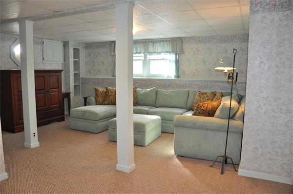 108 Clark Road Sturbridge, MA 01518 - Photo 20 of 30 a living room with furniture and a couch