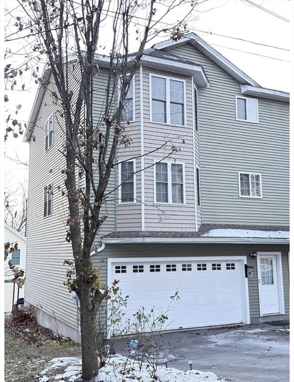 47 Gibbs Street Worcester, MA 01607 - Photo 1 of 22 Gallery Image 1