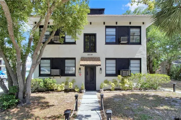 $1,195 | 669 Avenue B Northwest, Unit 4, Winter Haven, FL 33881