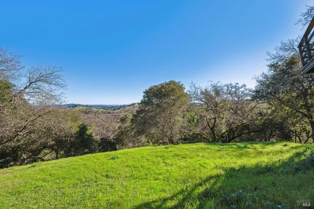 $1,595,000 | 120 Cabro Court, Novato, CA 94947