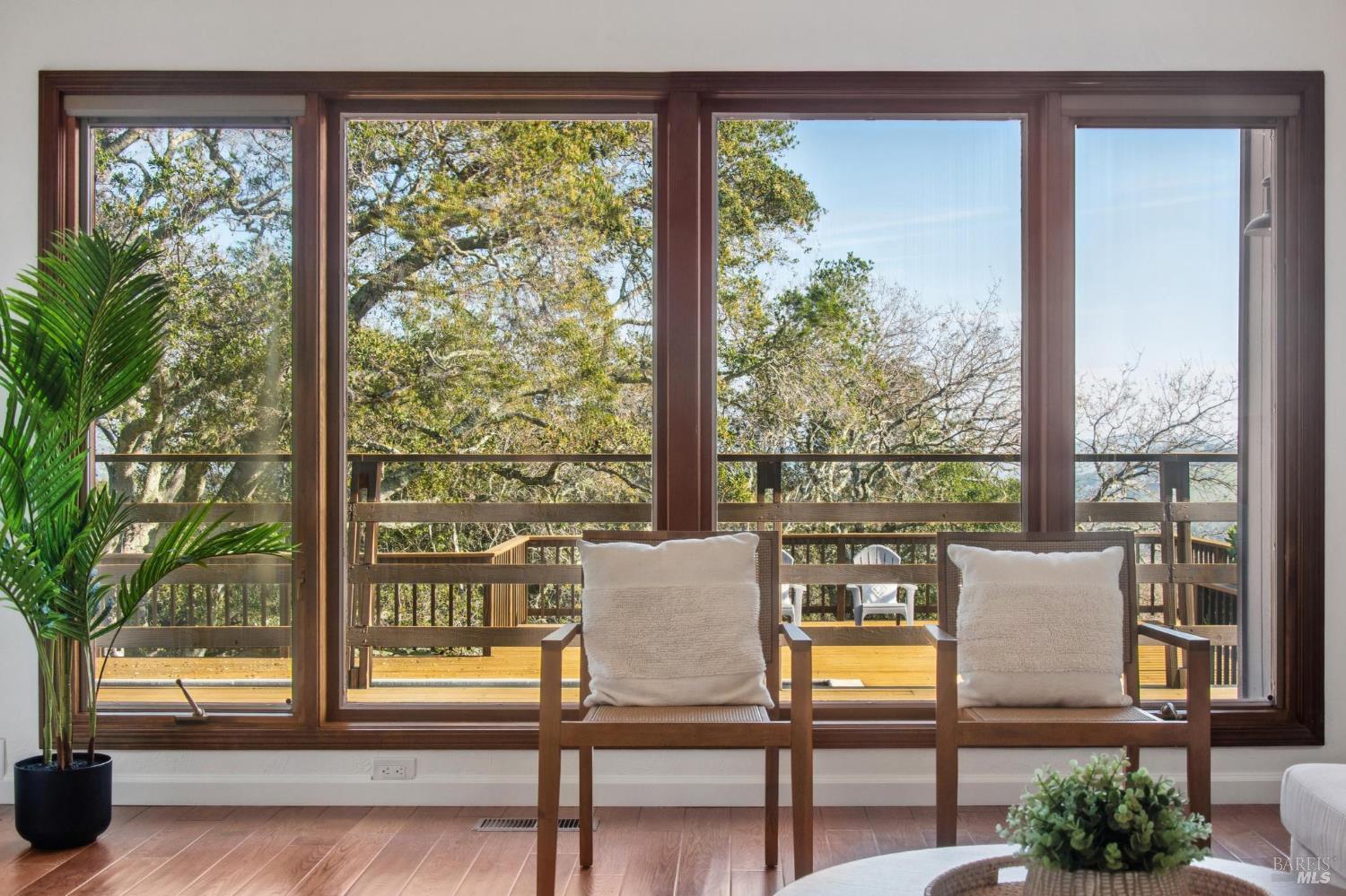 120 Cabro Court Novato, CA 94947 - Photo 7 of 43