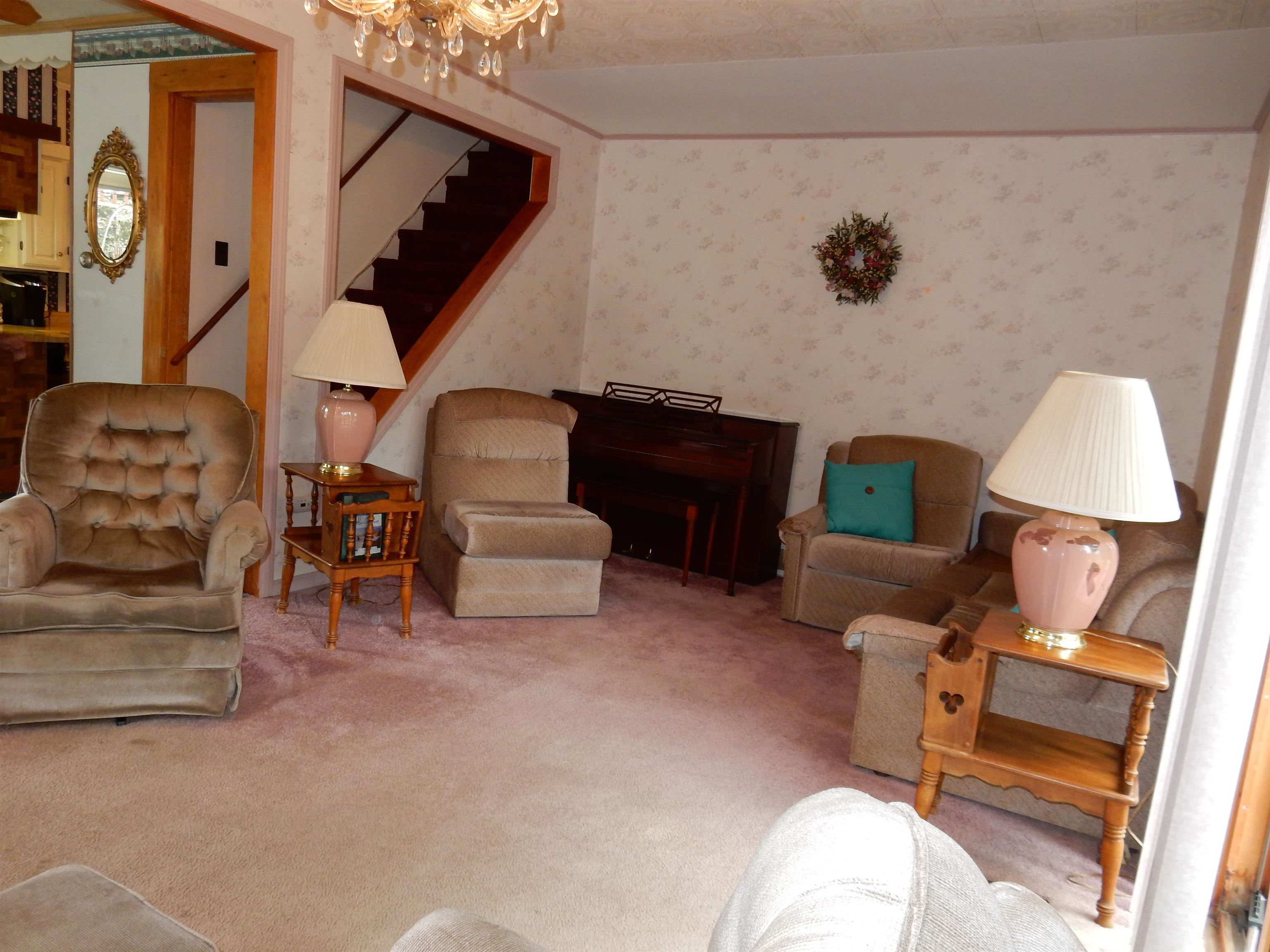 425 West Main Street Newport, VT 05855 - Photo 14 of 33