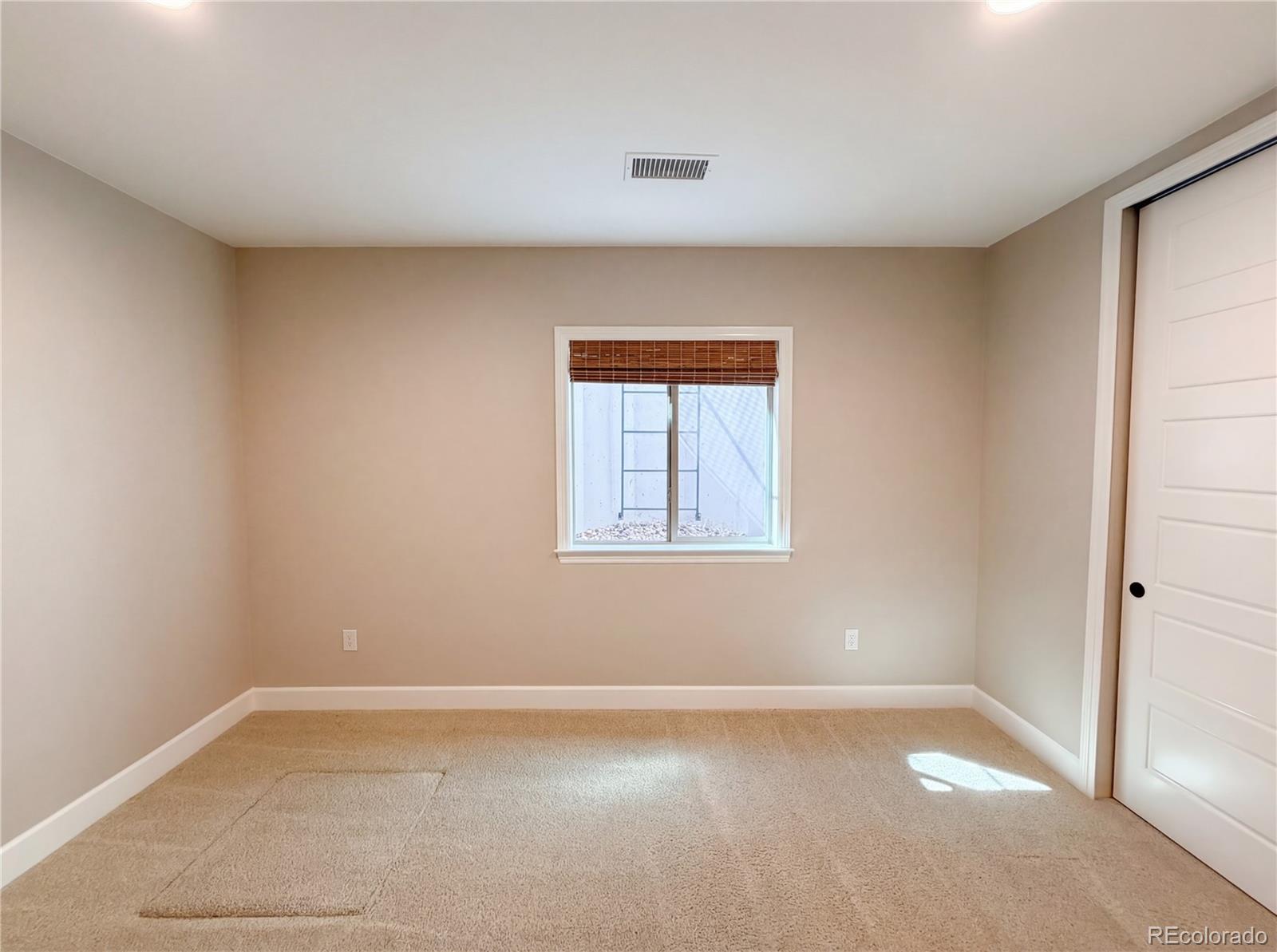 60 Sandalwood Way Highlands Ranch, CO 80126 - Photo 23 of 40
