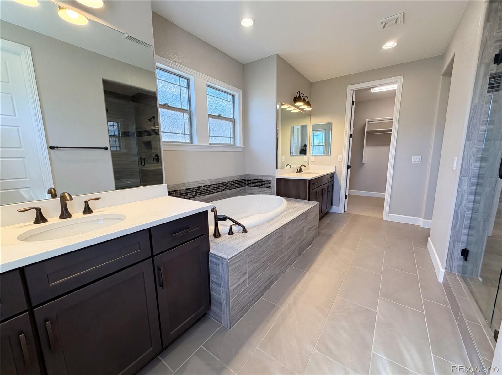 60 Sandalwood Way Highlands Ranch, CO 80126 - Photo 30 of 40
