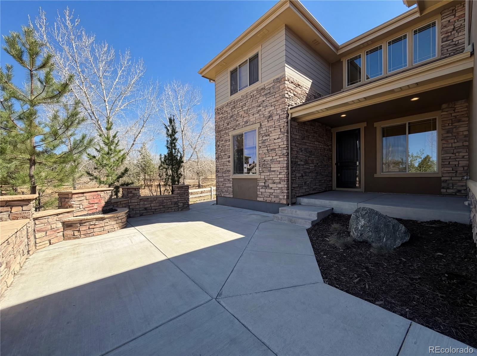 60 Sandalwood Way Highlands Ranch, CO 80126 - Photo 8 of 40