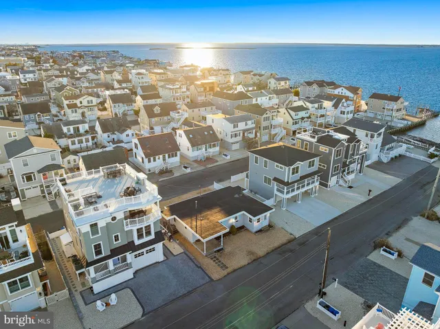 $1,249,000 | 20 East 87th Street, Long Beach Township, NJ 08008