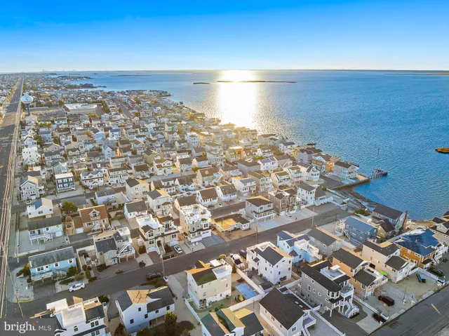 $1,249,000 | 20 East 87th Street, Long Beach Township, NJ 08008