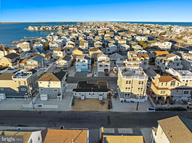 $1,249,000 | 20 East 87th Street, Long Beach Township, NJ 08008