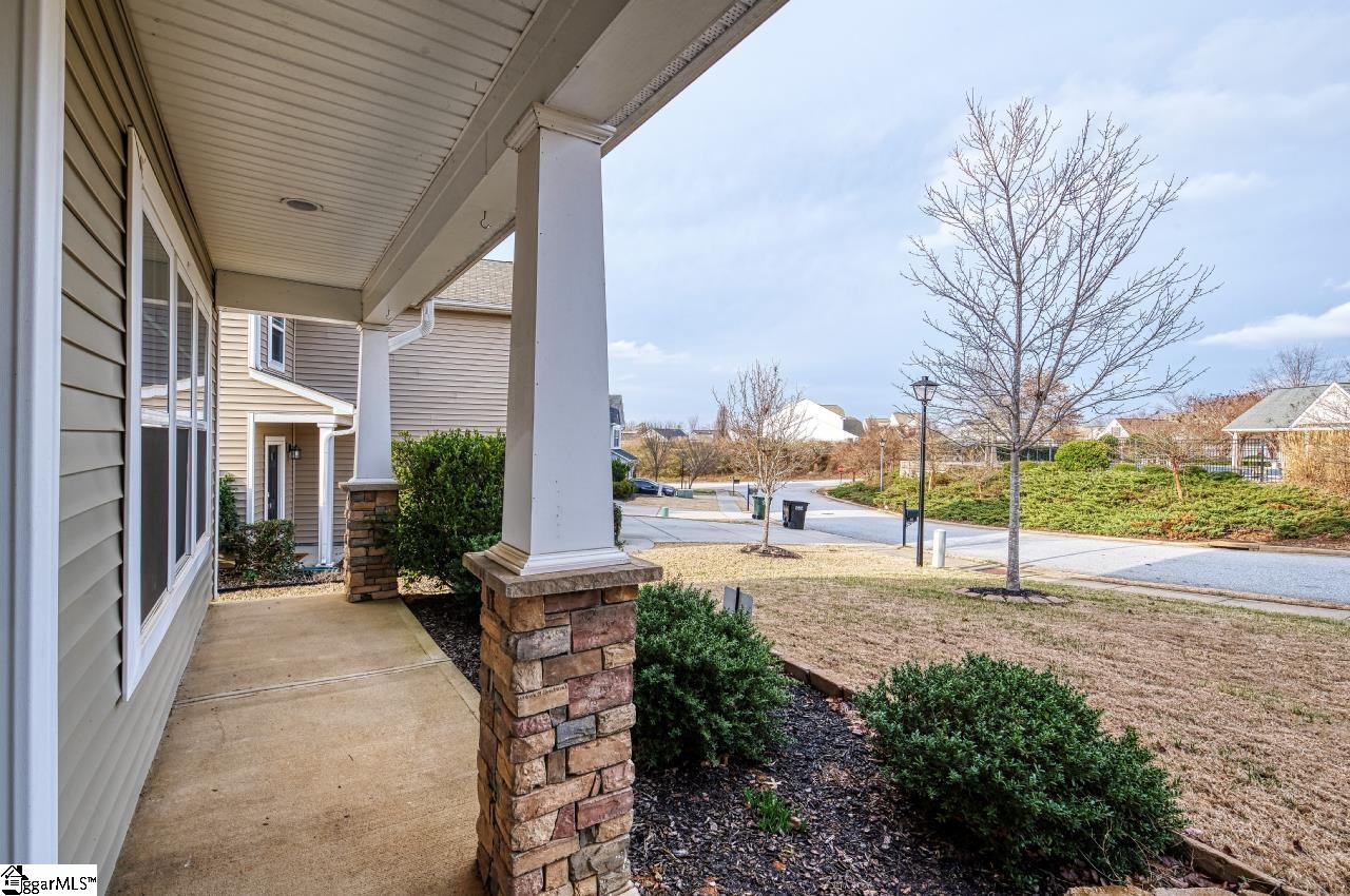 14 Remus Way Simpsonville, SC 29681 - Photo 3 of 35 Gallery Image 3