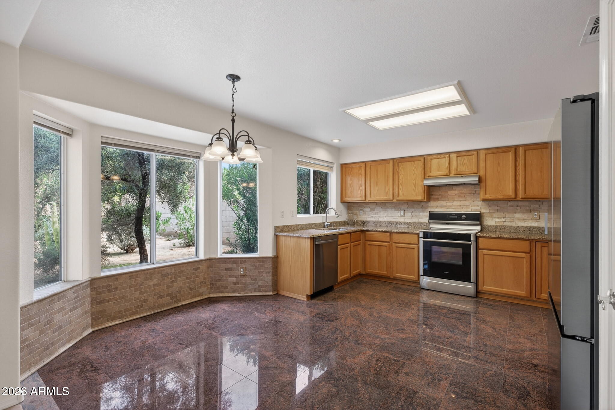 4530 East Desert Wind Dr. Phoenix, AZ 85044 - Photo 6 of 25 4530 E Desert Wind 060