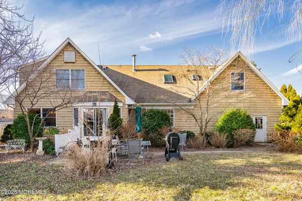 $979,000 | 812 Mistletoe Avenue, Point Pleasant, NJ 08742