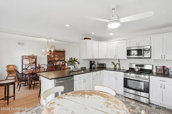 $979,000 | 812 Mistletoe Avenue, Point Pleasant, NJ 08742