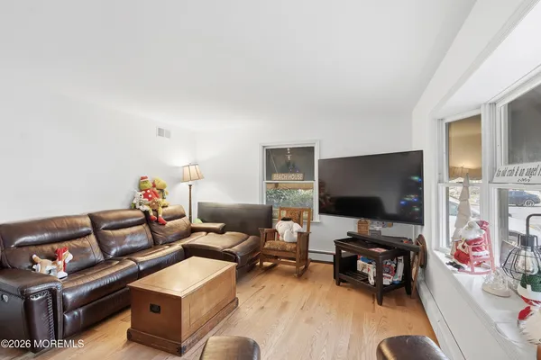 $979,000 | 812 Mistletoe Avenue, Point Pleasant, NJ 08742