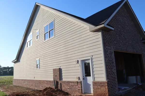 $645,500 | 201 Harvest Moon Drive, Clarksville, TN 37043