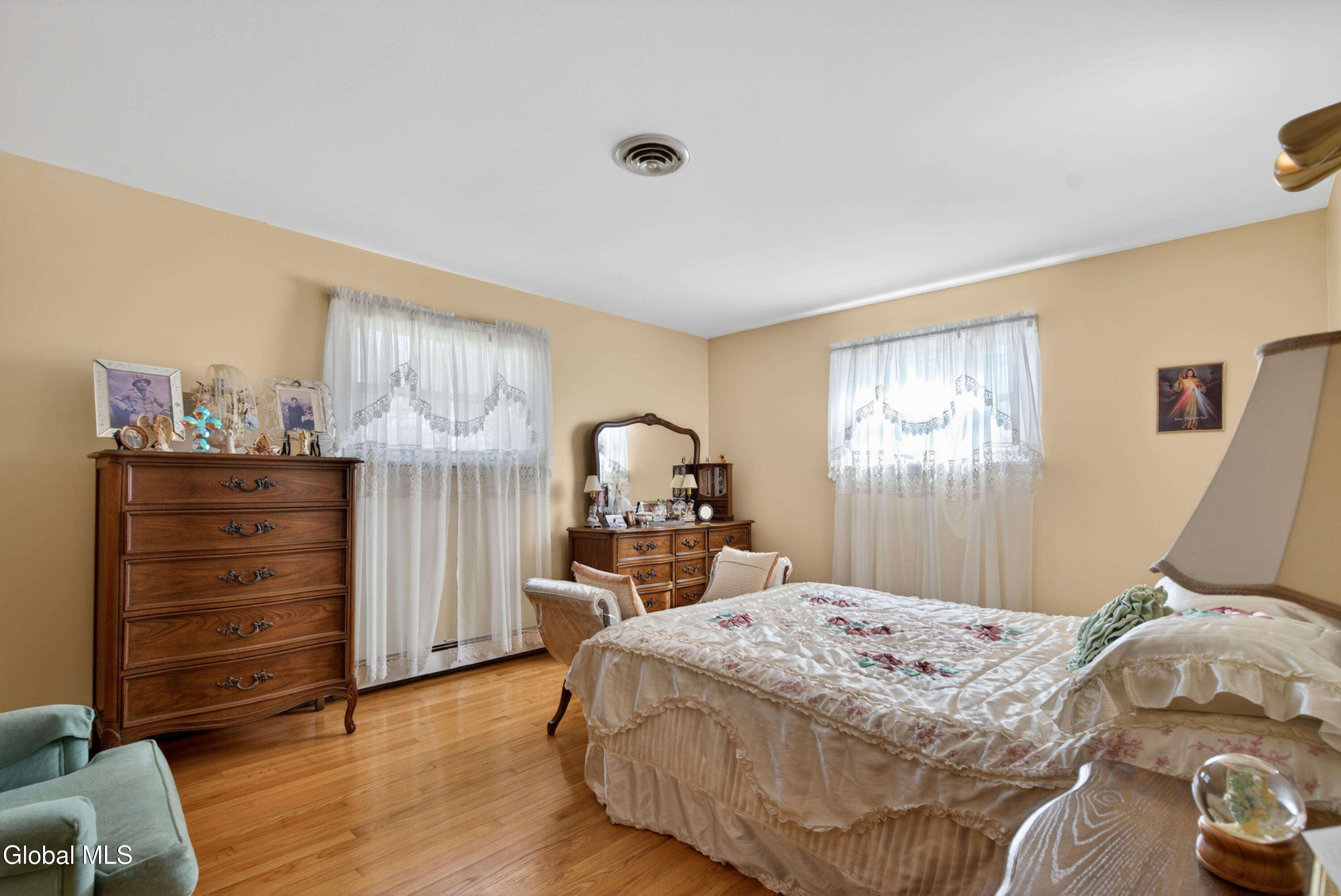 20 Willow Street Rotterdam, NY 12306 - Photo 13 of 32 21-20 WILLOW-21