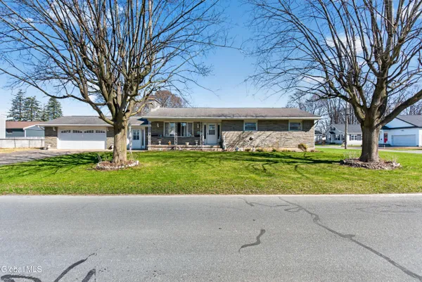 $349,900 | 20 Willow Street, Rotterdam, NY 12306