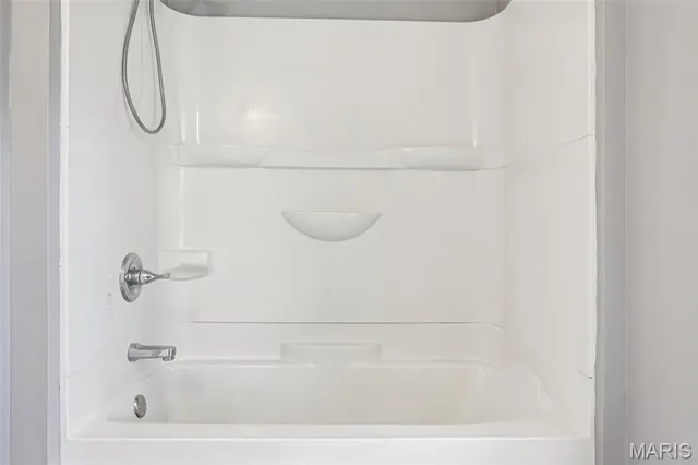 $169,900 | 122 West 1st Street, Trenton, IL 62293