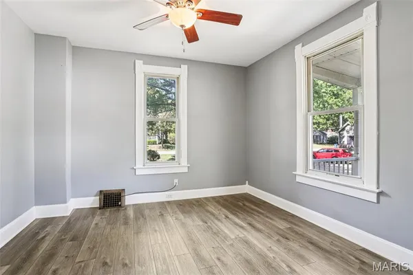 $163,500 | 122 West 1st Street, Trenton, IL 62293