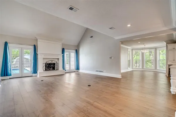 $1,250,000 | 10501 County Road 1016, Burleson, TX 76028