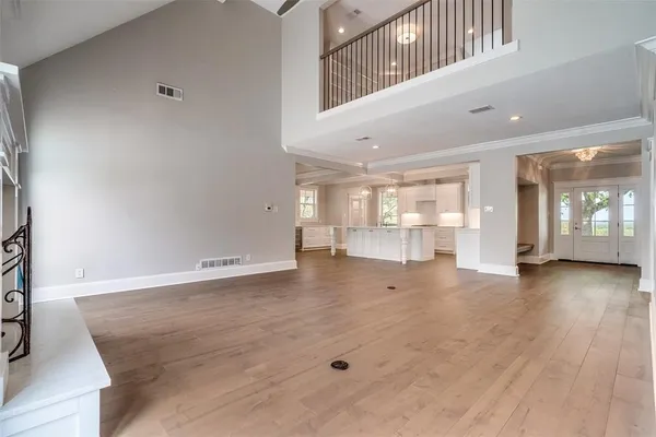 $1,250,000 | 10501 County Road 1016, Burleson, TX 76028