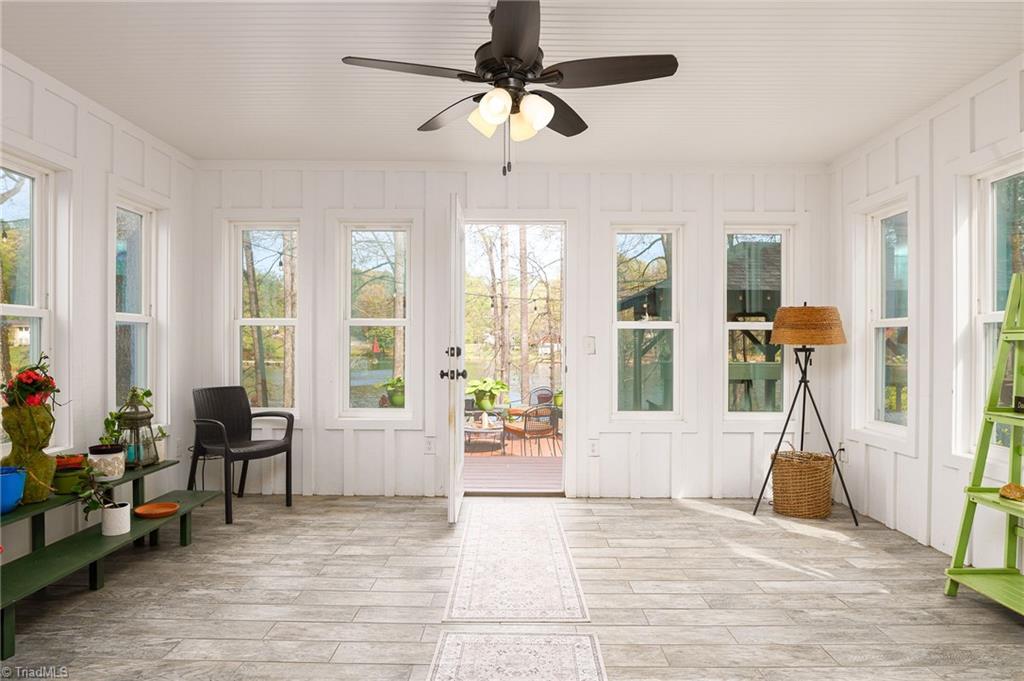 2141 Walker Road Winston-Salem, NC 27106 - Photo 17 of 50 Large sunroom!