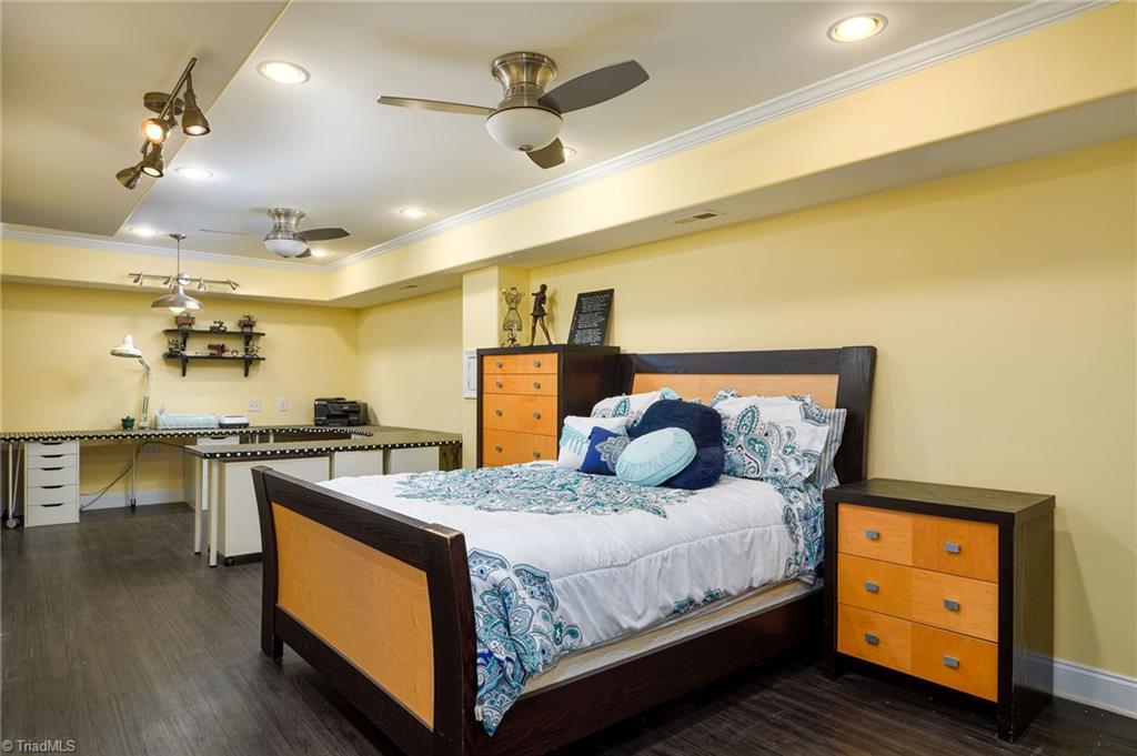 2141 Walker Road Winston-Salem, NC 27106 - Photo 33 of 50 Flex space / craft room