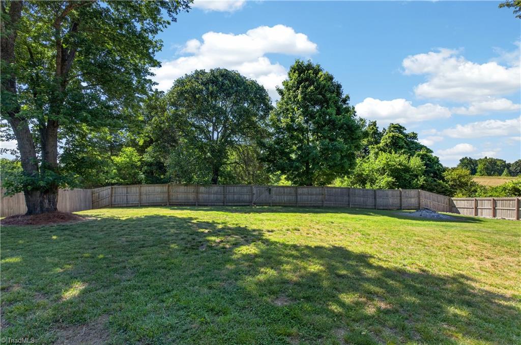 4306 Plainfield Road Sophia, NC 27350 - Photo 22 of 30