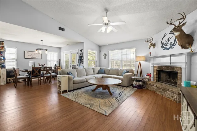 $2,450 | 104 Barons Way, Savannah, GA 31419