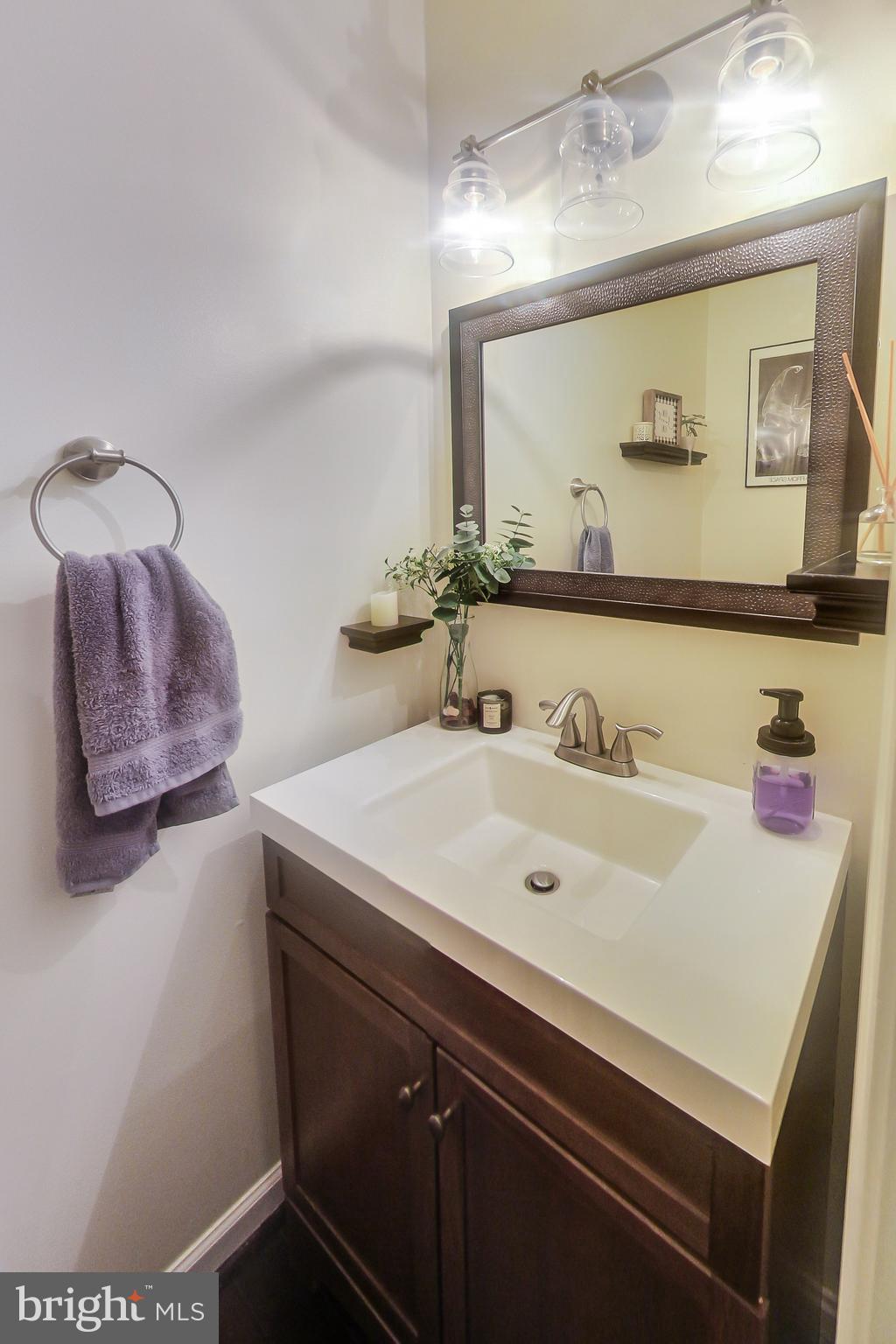 2420 Ansdel Court Reston, VA 20191 - Photo 9 of 28 Main level half bath